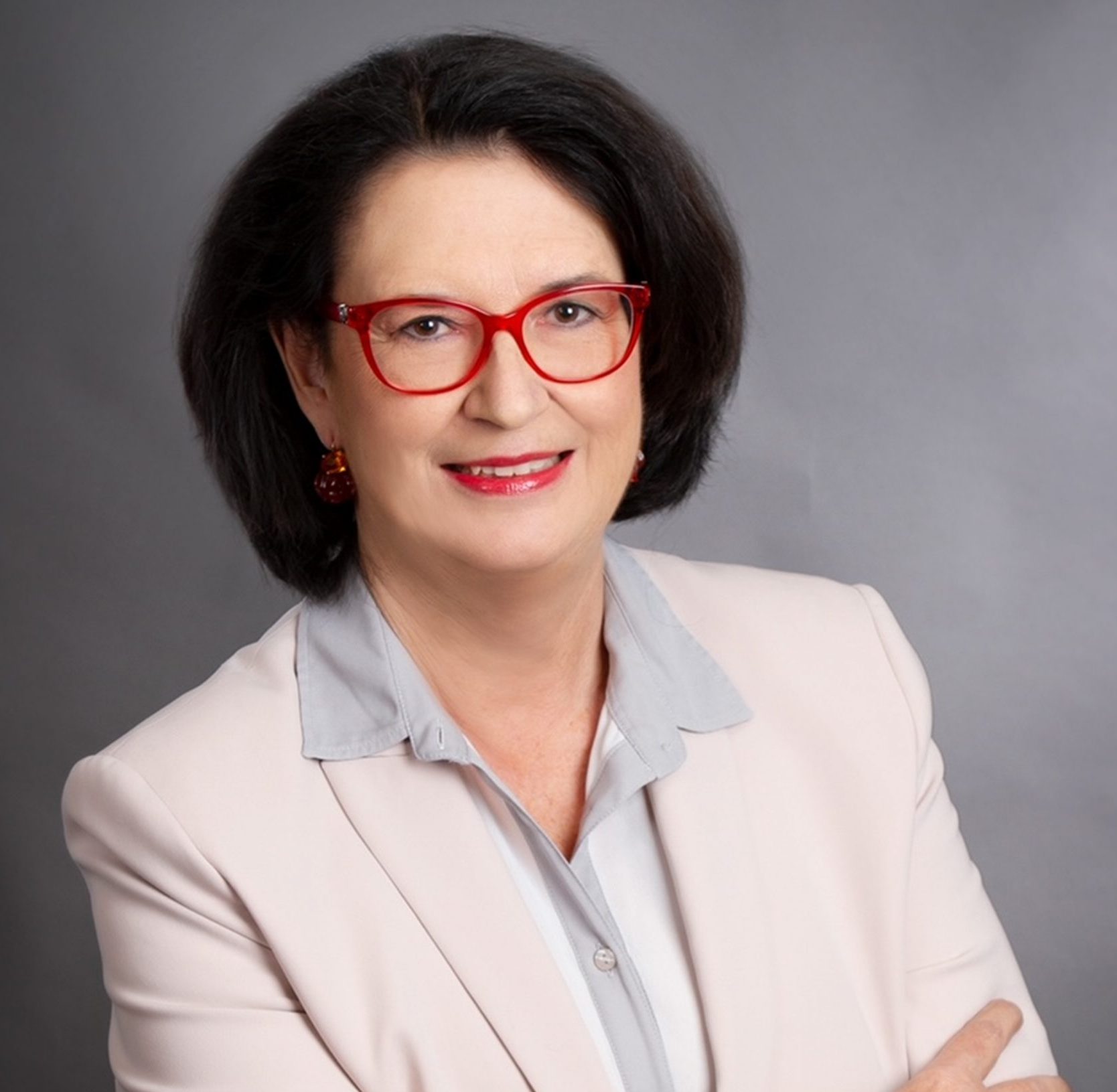 Prof. Dr. Irene Kuehrer