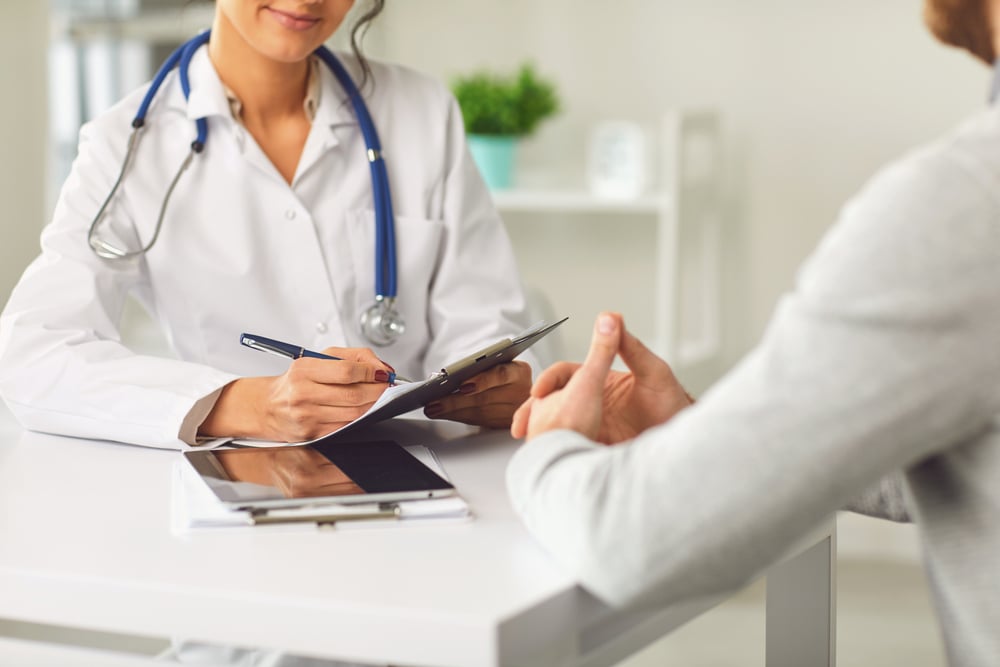  Female,Doctor,Therapist,Gross,Allergist,Nutritionist,Otolaryngologist,And,Male,Patient 