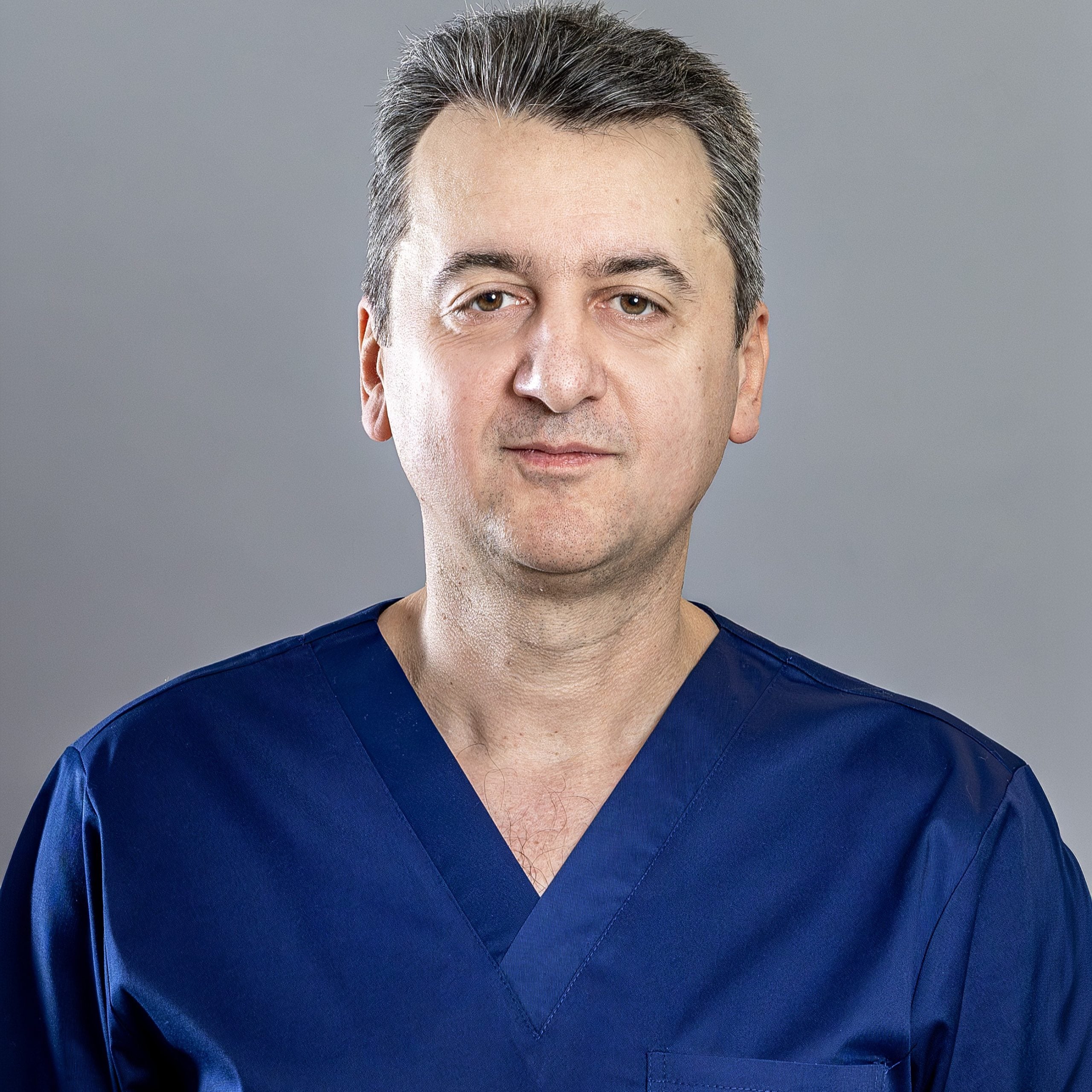 Dr. Robert Stoica