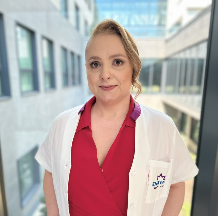 Dr. Loredana Ghiuzan