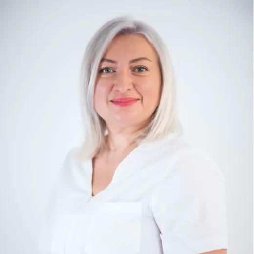 Dr. Alina Stan